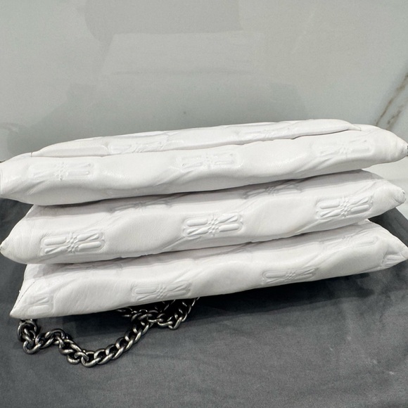 Balenciaga White Quilted Chain Bag🔥 - Picture 5 of 14